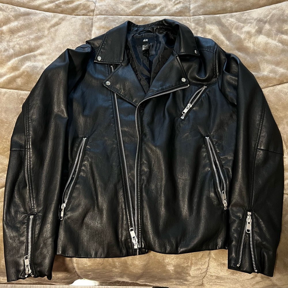 USED Size LRGE H&M Leather Jacket